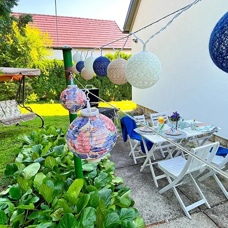 Kekszalag Vendeghaz