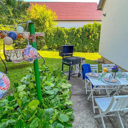 Kekszalag Vendeghaz Apartment *